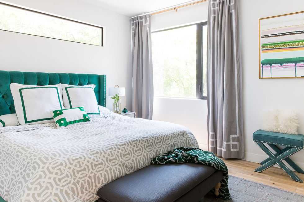 Обзавеждане на спалня в цвят зелено