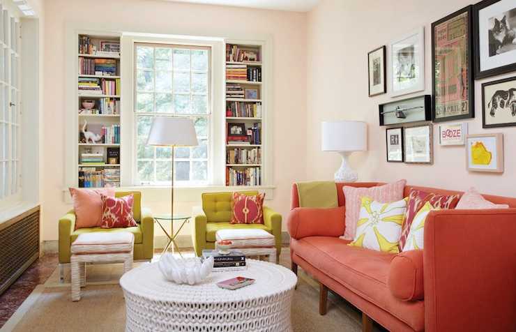 Цвят корал в дневната стая - идеи за дизайн на дома Мондо