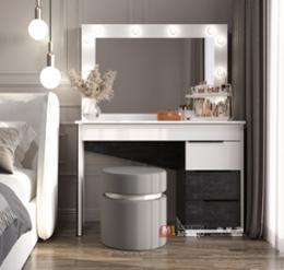 Тоалетка Тоня