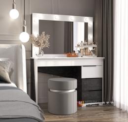 Тоалетка Тоня