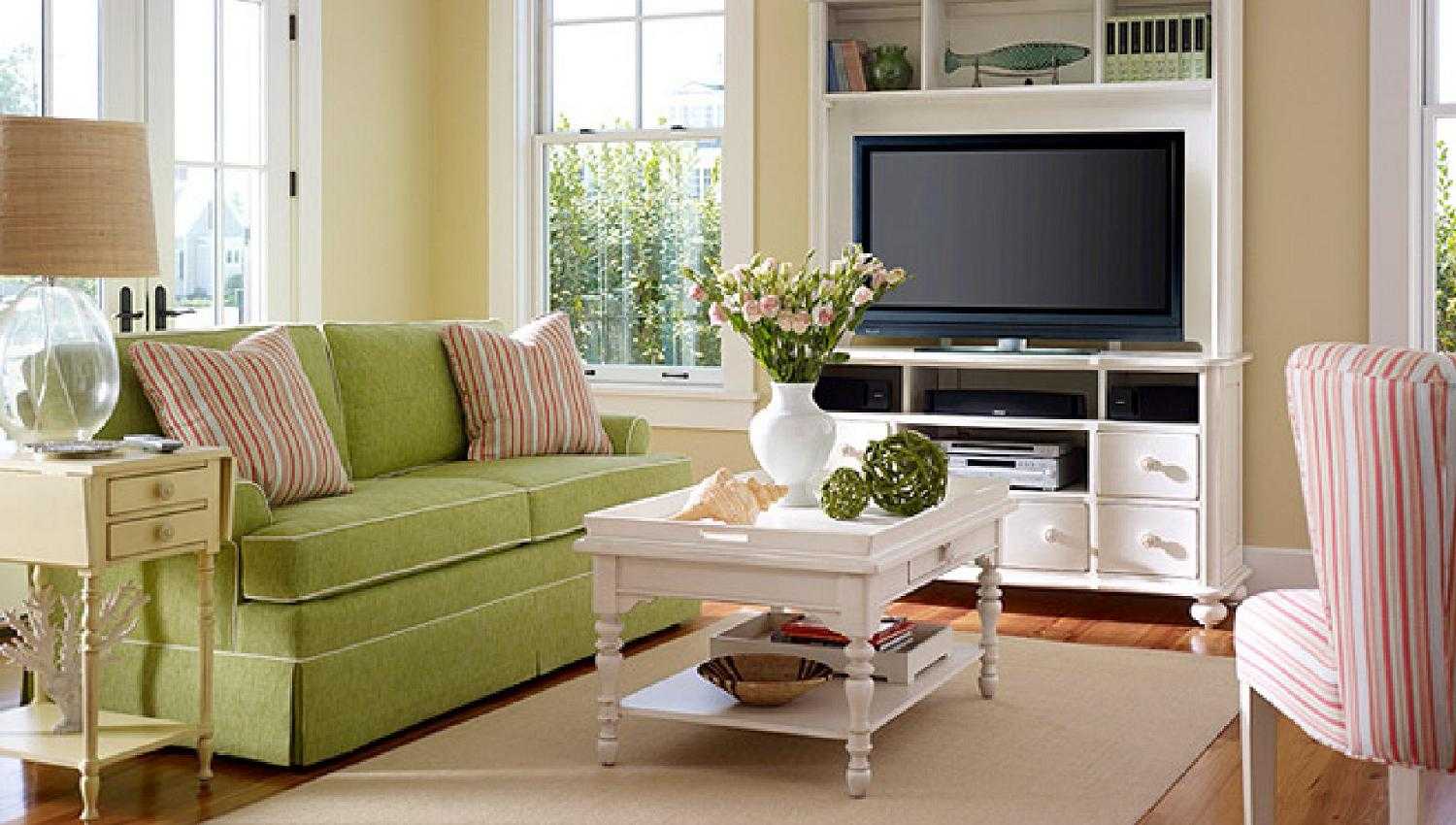 Дизайн на дневната стая с мебели онлайн